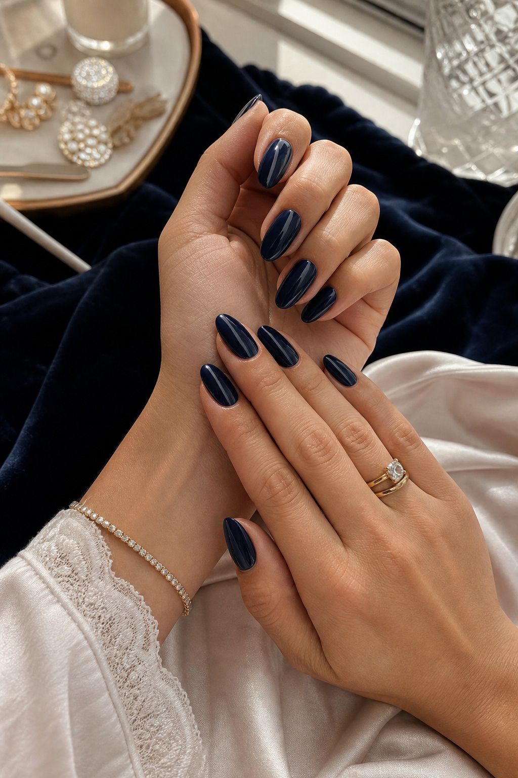 Deep Navy small apartment idea for Top 17 Glamorous Winter Wedding Nail Ideas for Every Bride.