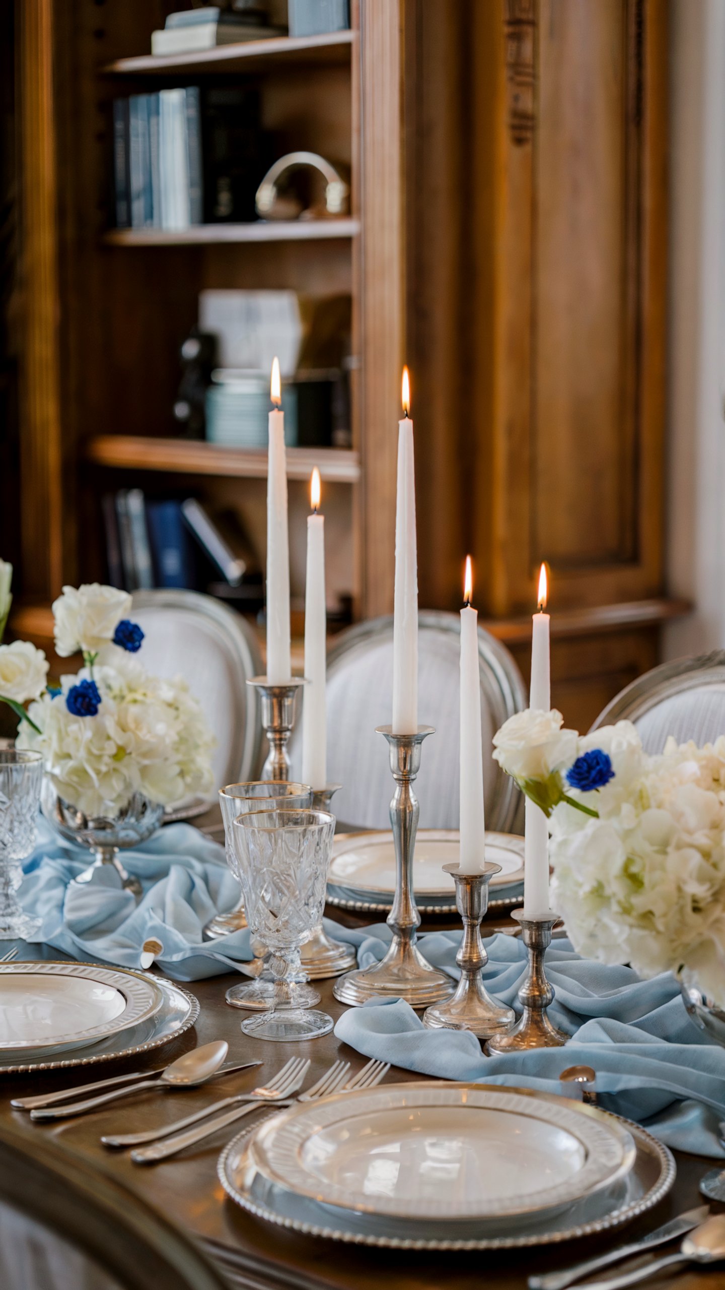 Elevate your celebration with these 16 stunning graduation table decorations. Perfect ideas to make your party memorable, stylish, and full of personality.