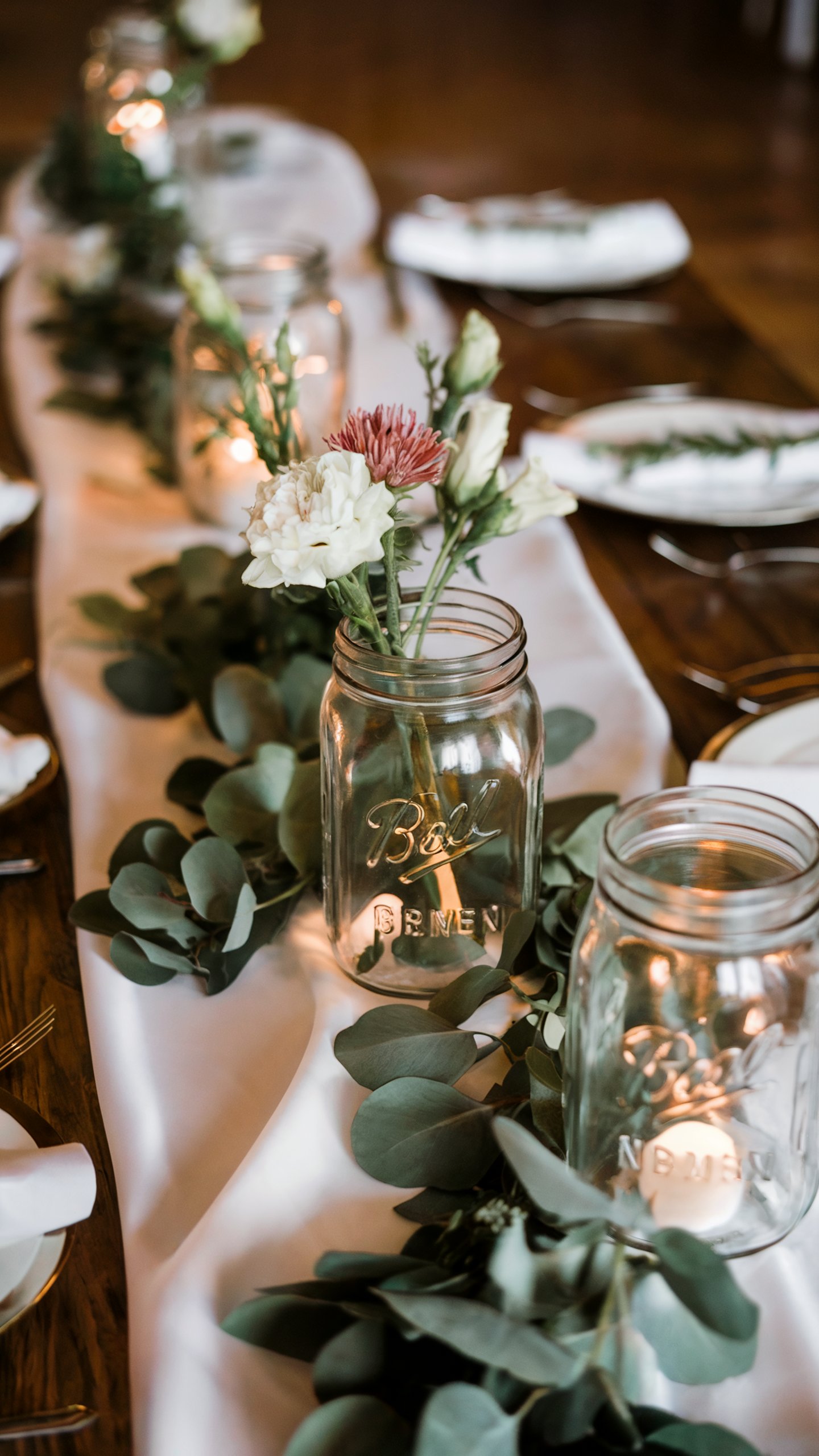 Elevate your celebration with these 16 stunning graduation table decorations. Perfect ideas to make your party memorable, stylish, and full of personality.
