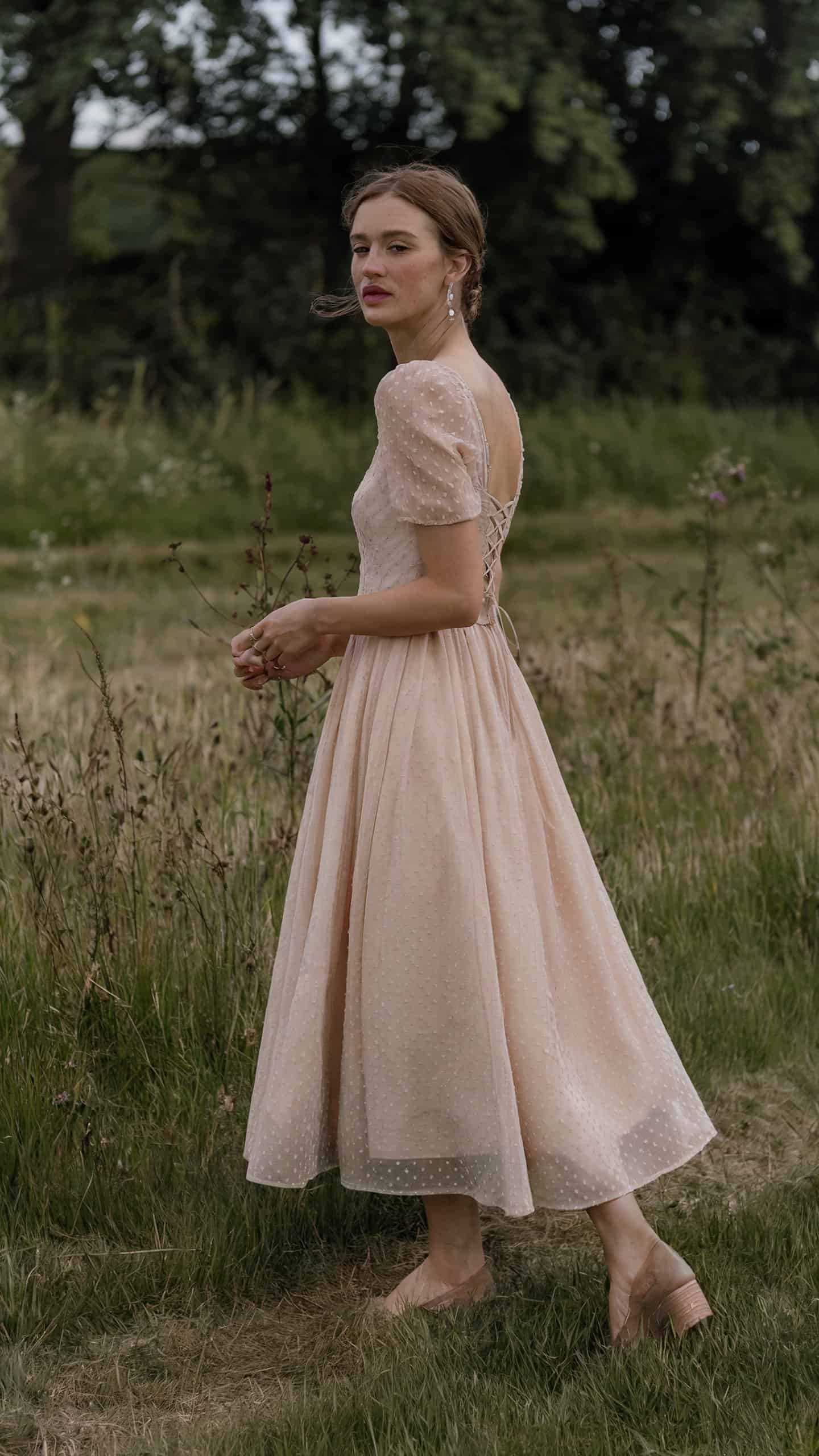 Easy-to-Wear Summer Wedding Reception Dresses for Any Celebration - 2026
