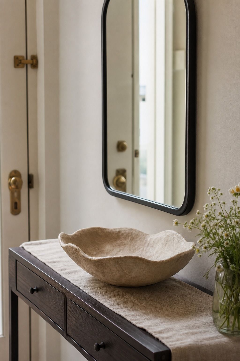 Single Statement Bowl small apartment idea for Top 17 Entryway Table Summer Decor Ideas for Apartments.