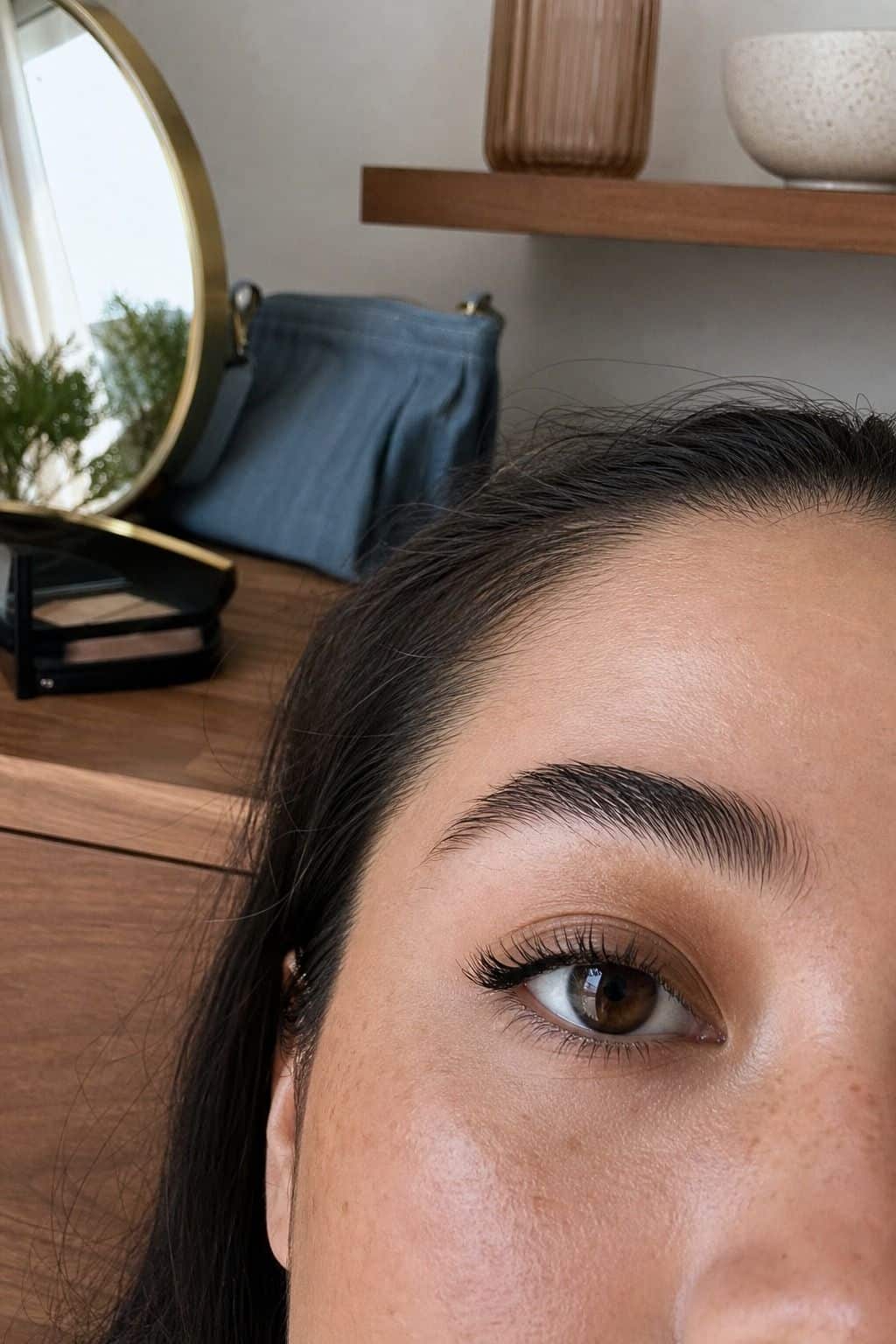 Magnetic lash liner style graduation makeup with lifted lashes