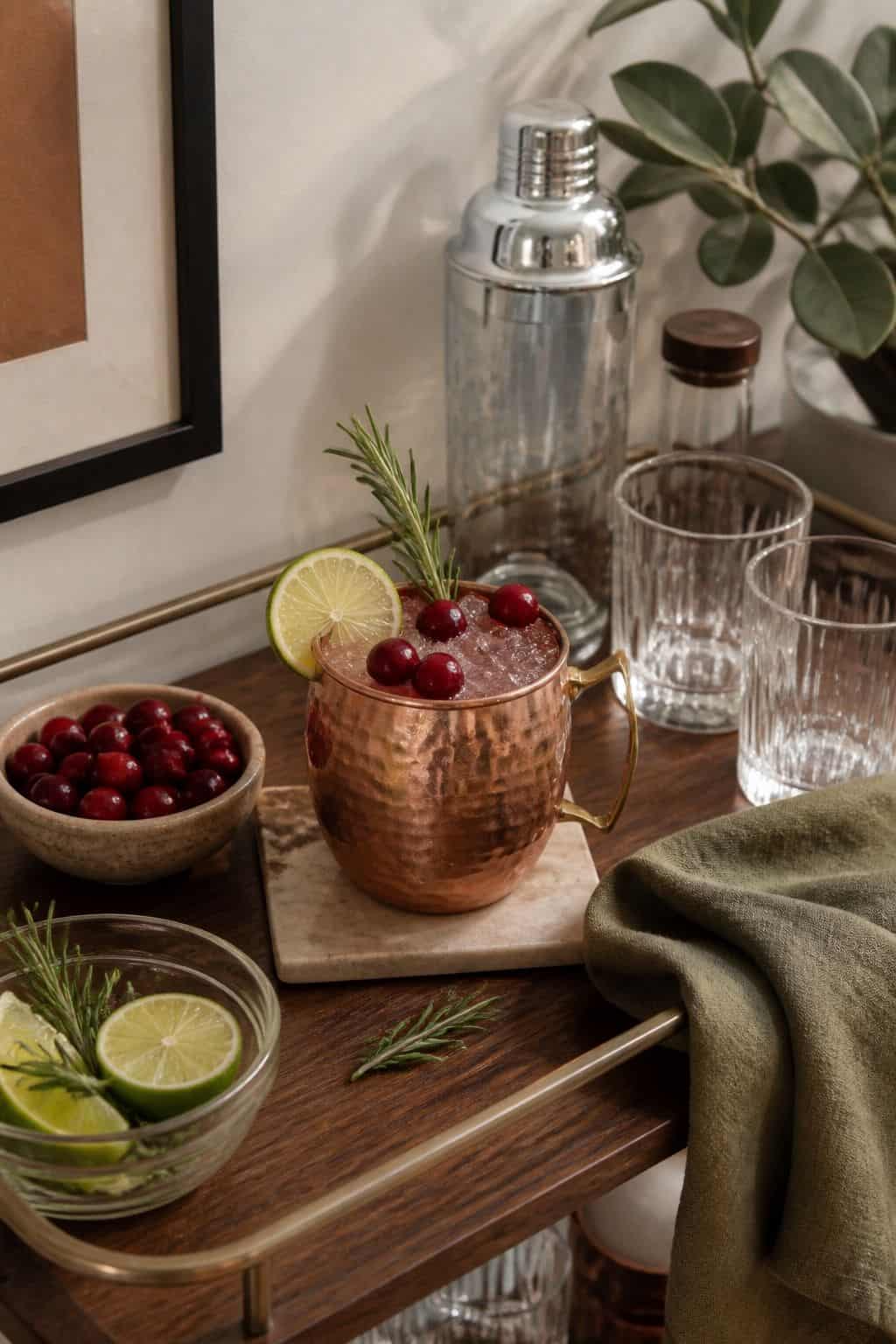 Cranberry Moscow mule for Friendsgiving